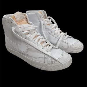 Nike All White Blazers High-Tops Women’s Size 9